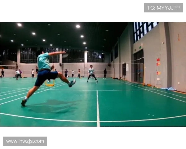 成都羽毛球队在羽毛球比赛中创下新高经验排名引发关注与期待